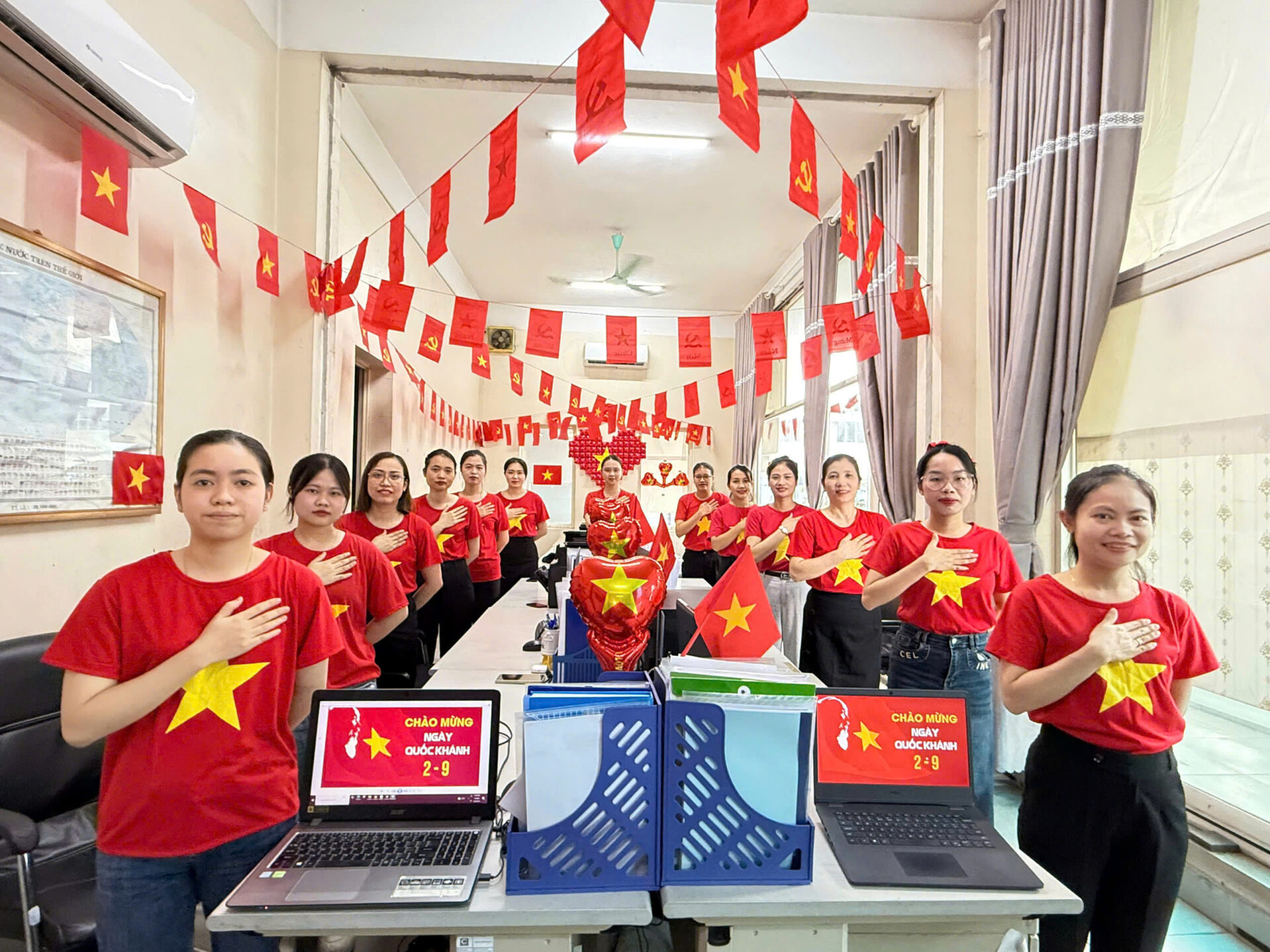 Tổ quốc ở đâu xaTổ quốc trong chính thời gian mỗi ngày