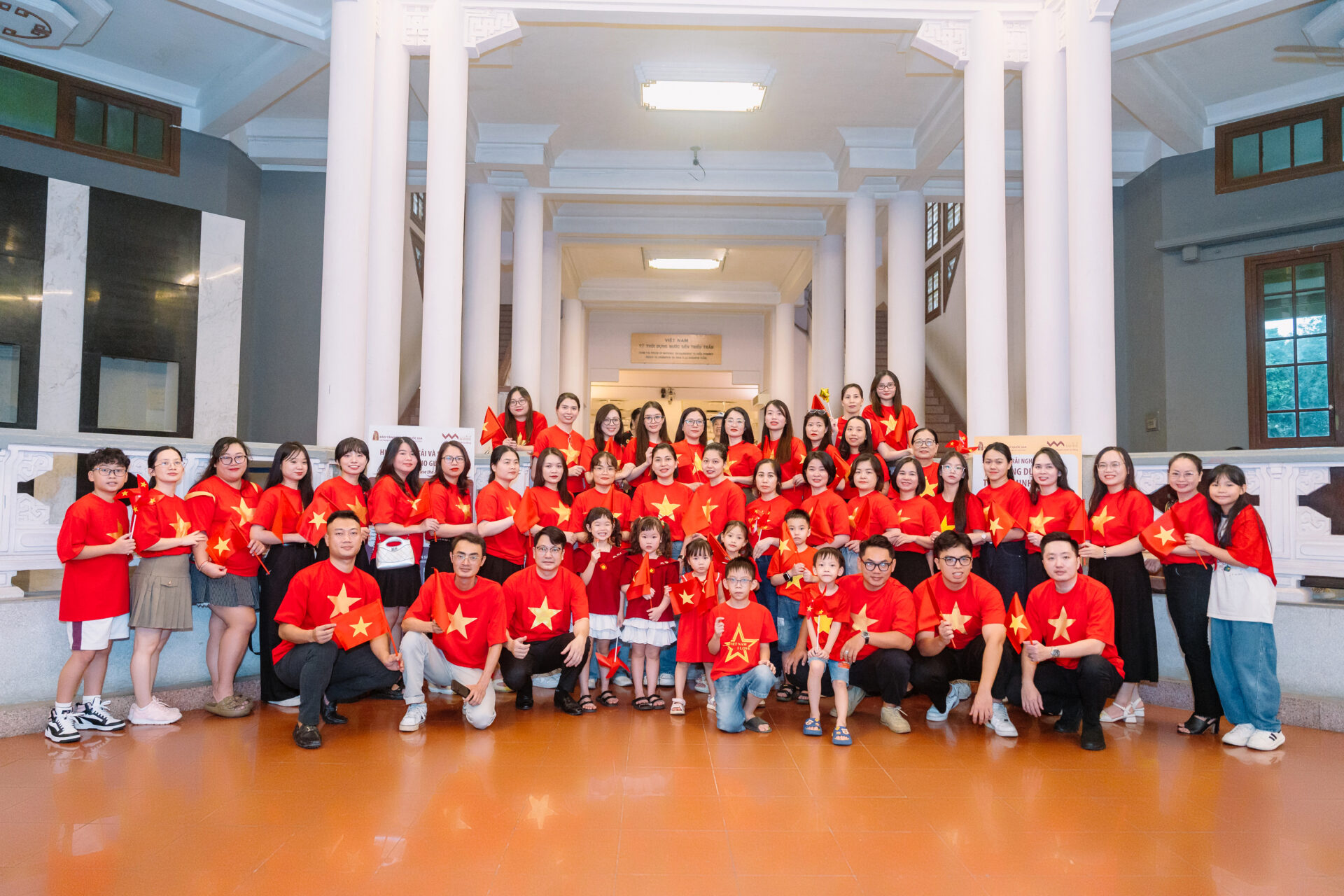 Tự HÀO LÀ NGƯỜI VIỆT NAM - TỰ HÀO THƯƠNG HIỆU VIỆT